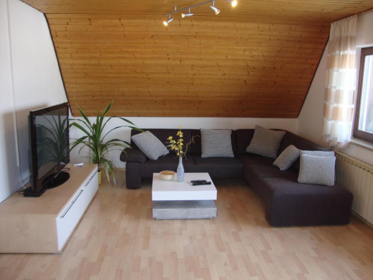 Haus Reif Apartment Dombuhl Exterior photo
